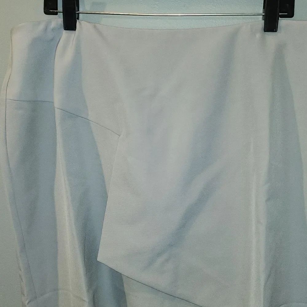 Unique Skirt - Picture 4 of 6